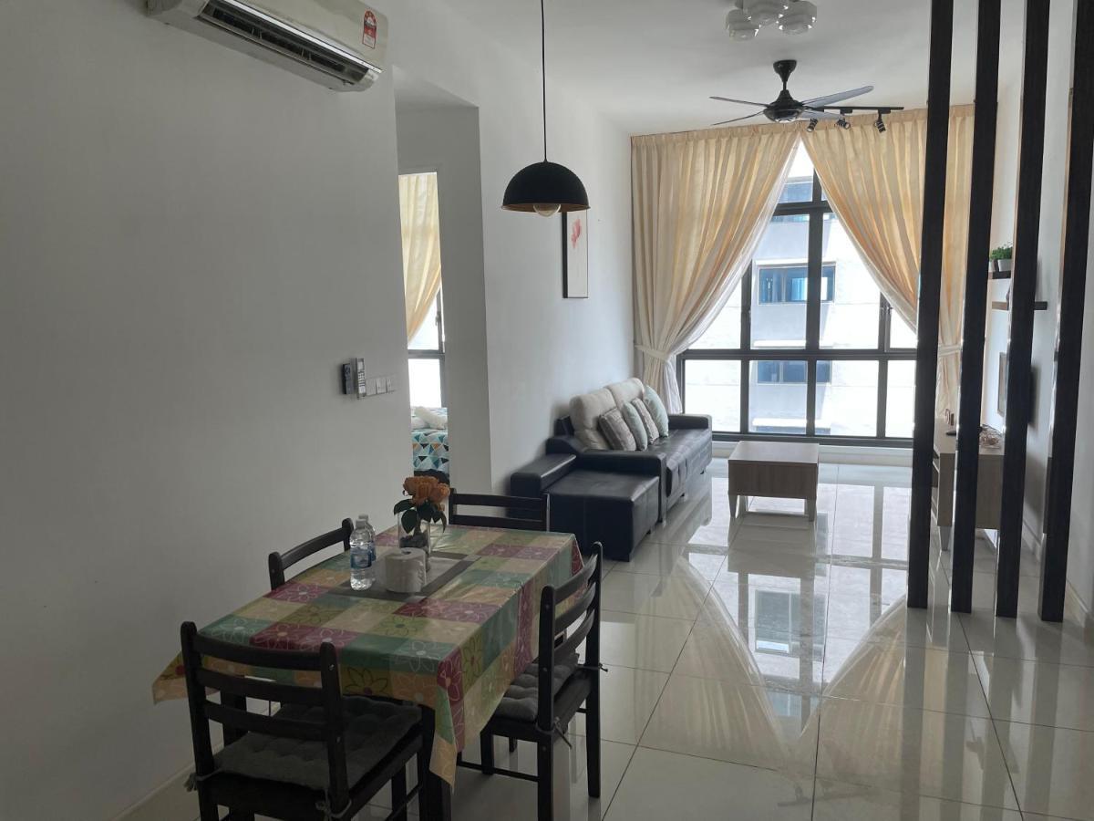 2 Bedroom Apartment @Setia Sky 88 조호르 바루 외부 사진