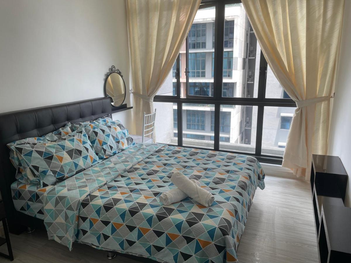 2 Bedroom Apartment @Setia Sky 88 조호르 바루 외부 사진