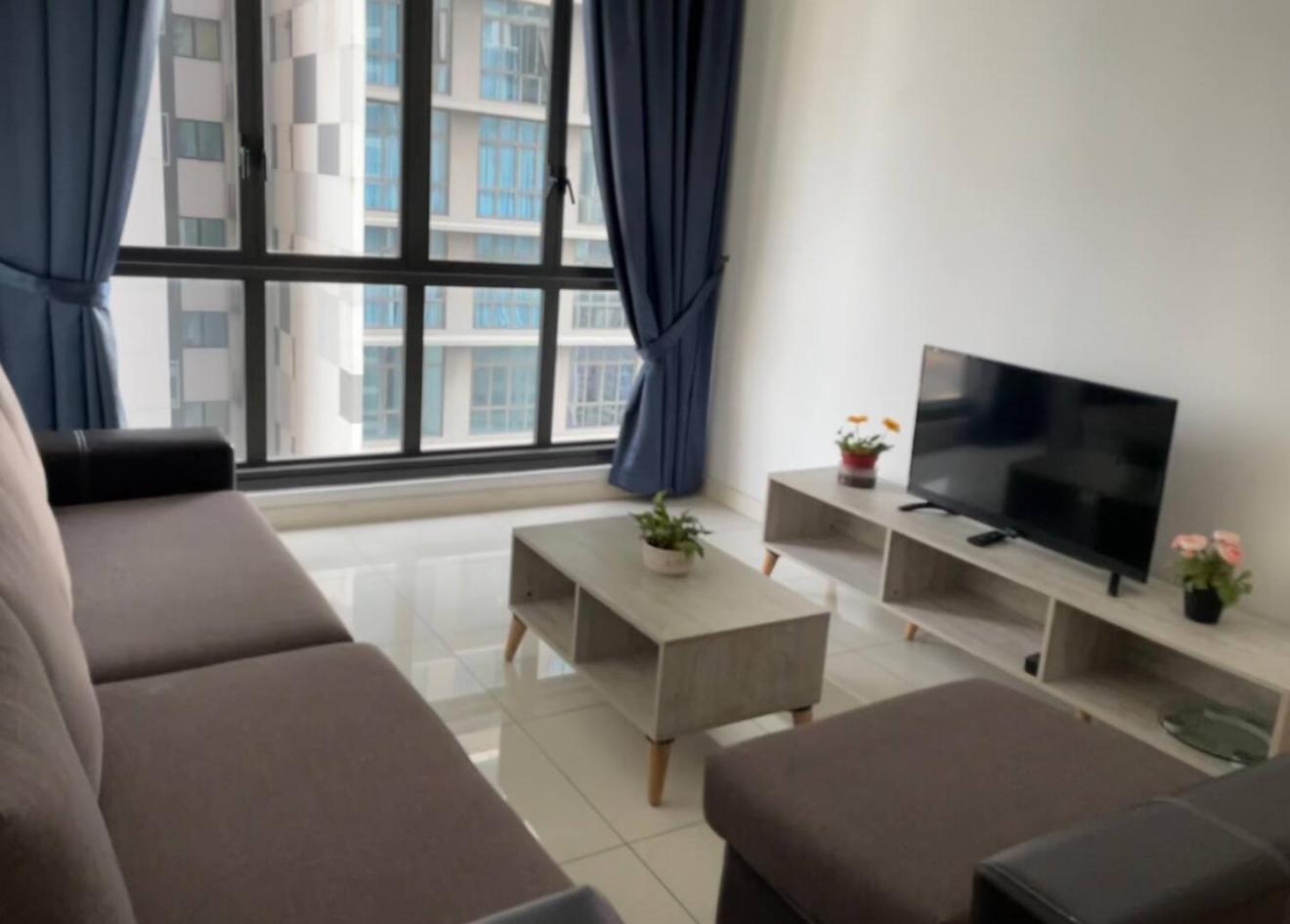 2 Bedroom Apartment @Setia Sky 88 조호르 바루 외부 사진
